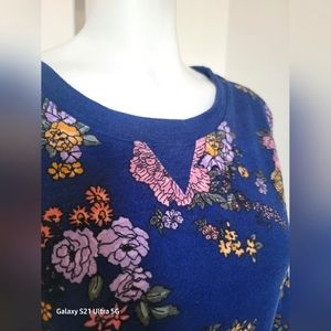 Hippie Rose Medium Light Sweater